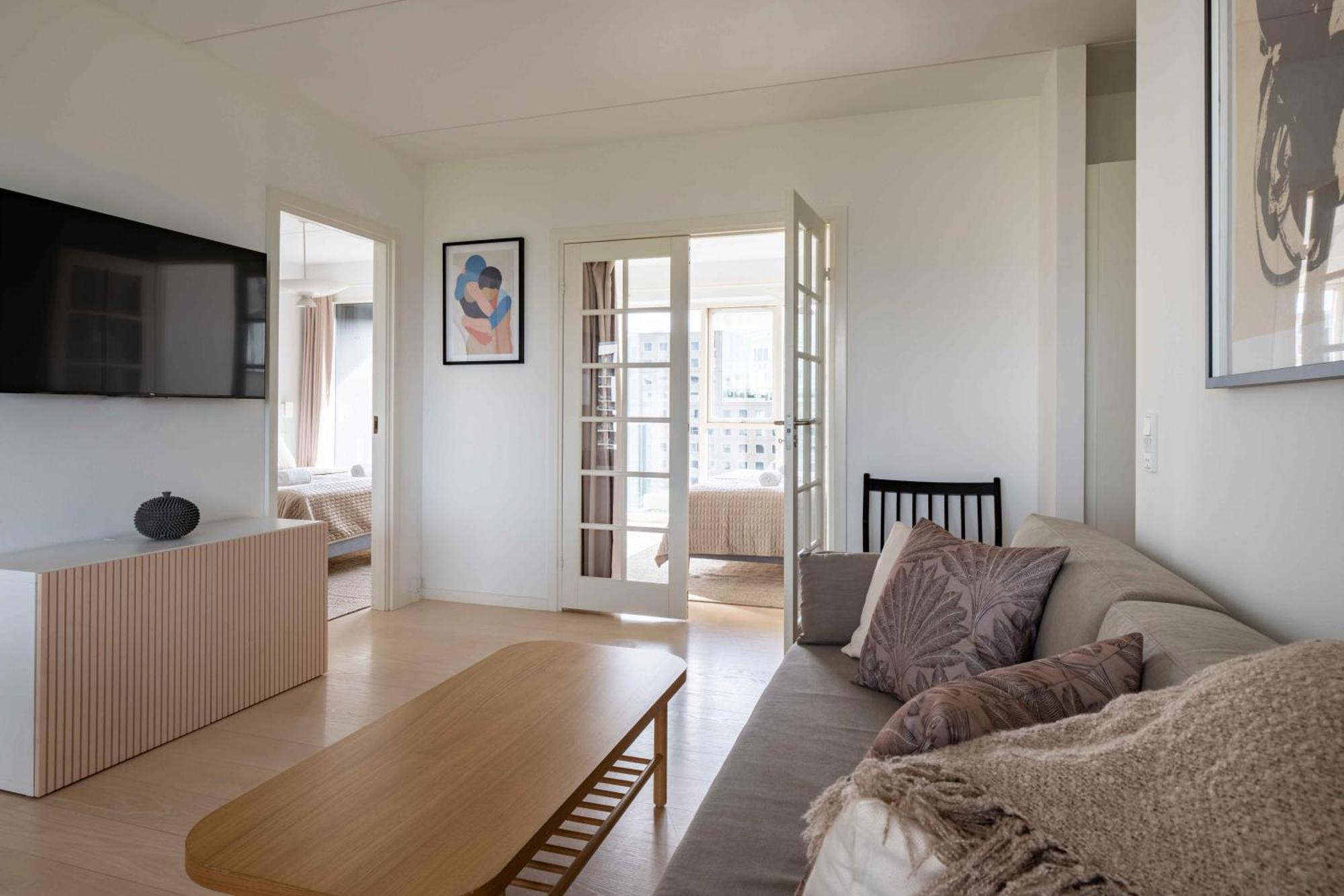 Stylish 3br W Two Balconies * København