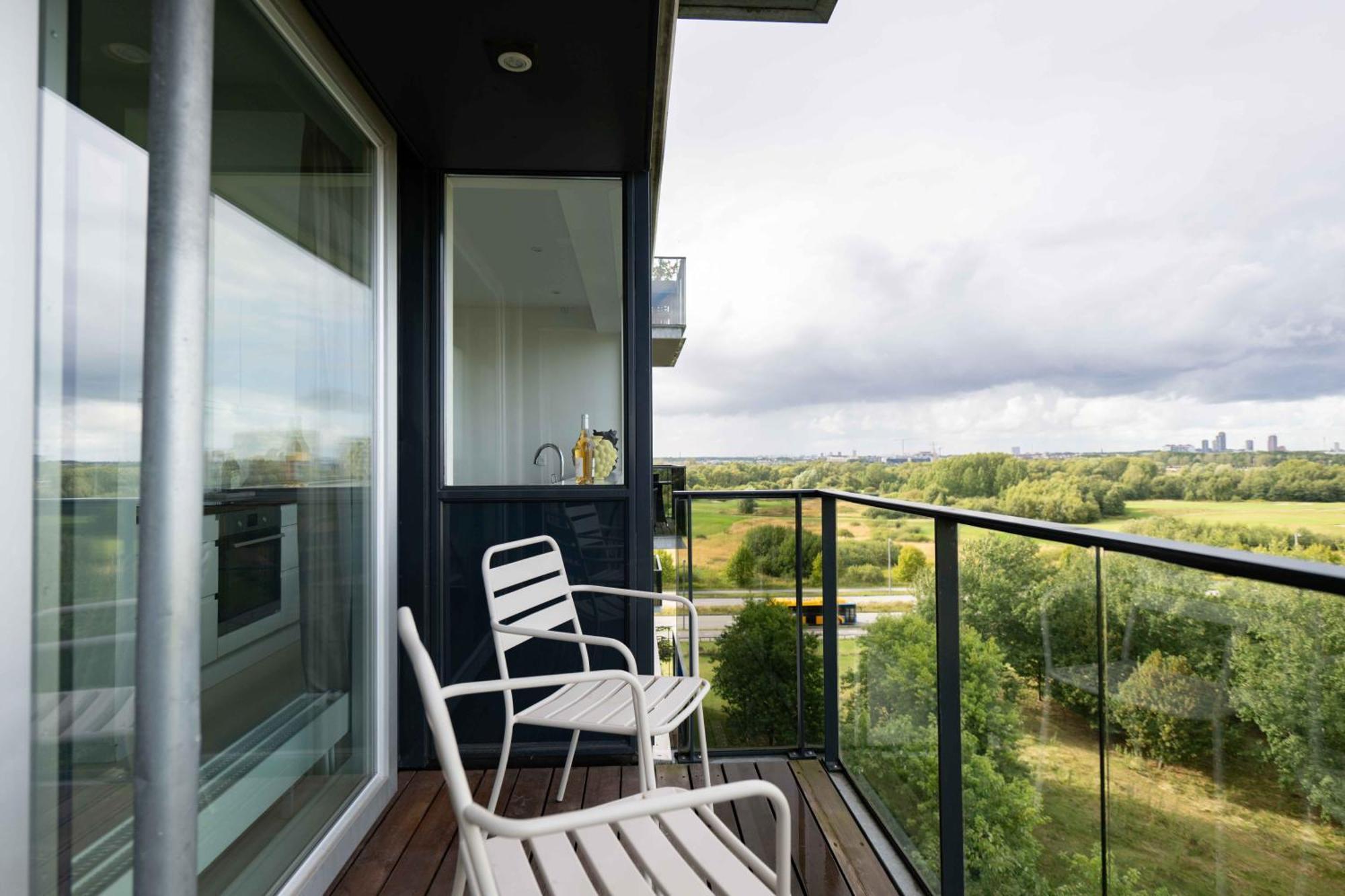 Stylish 3br W Two Balconies * Kopenhagen