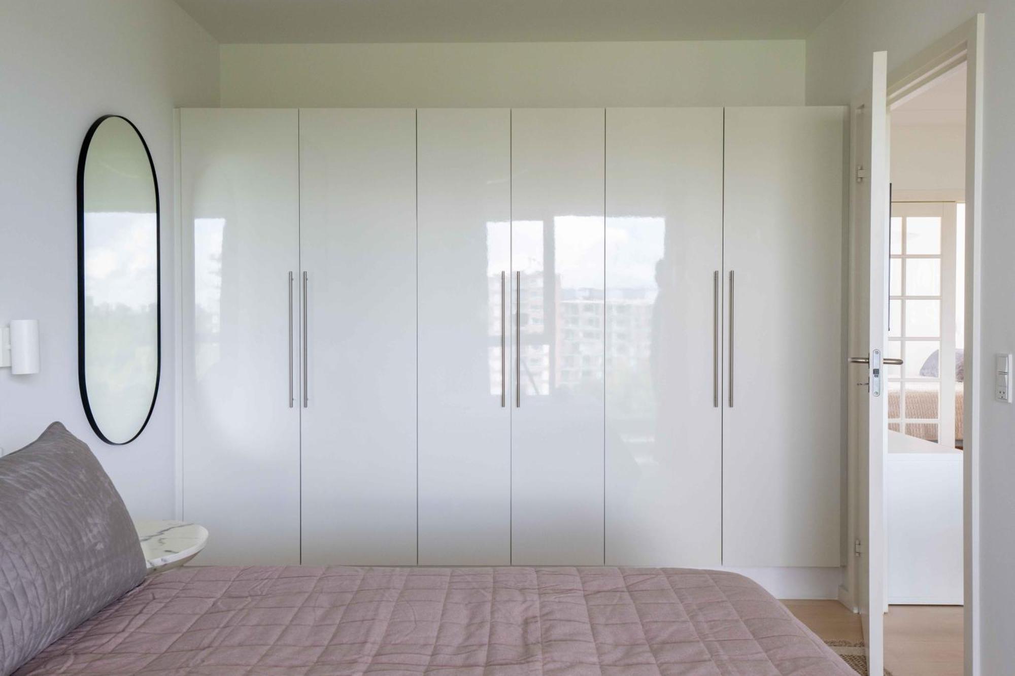 Stylish 3br W Two Balconies Leilighet *
